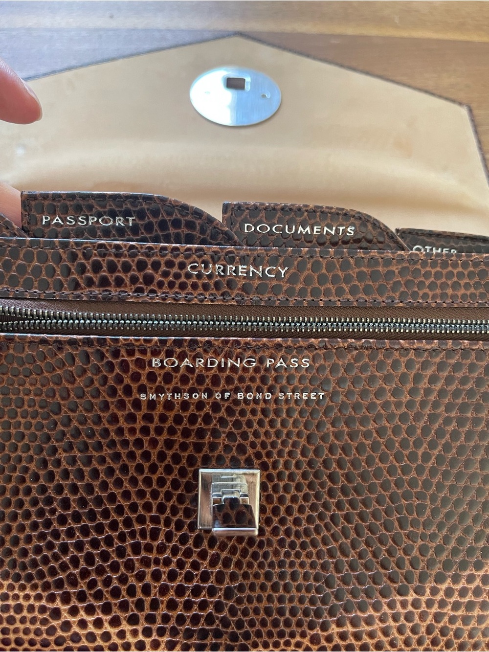 Smythson of the Bond Street snake Textured Leather Envelope travel Clutch wallet - Picture 12 of 16